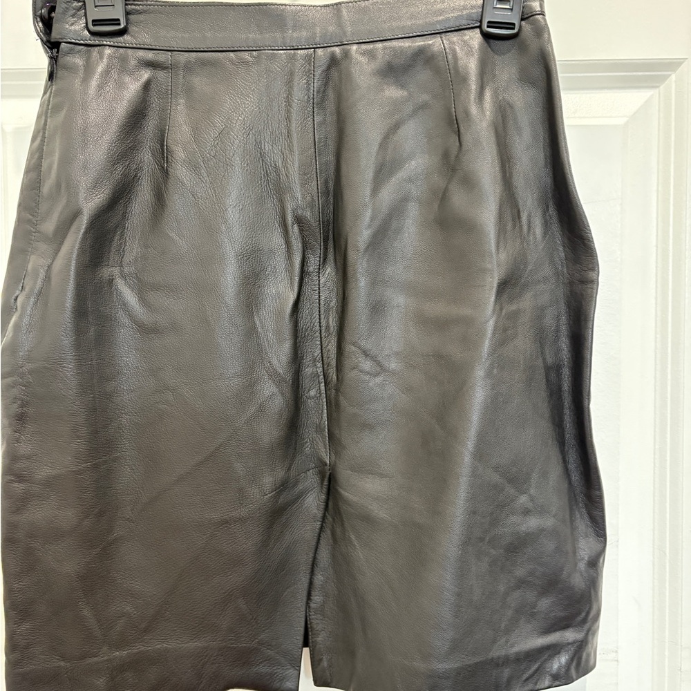 Jones New York Women's Black Leather Skirt
